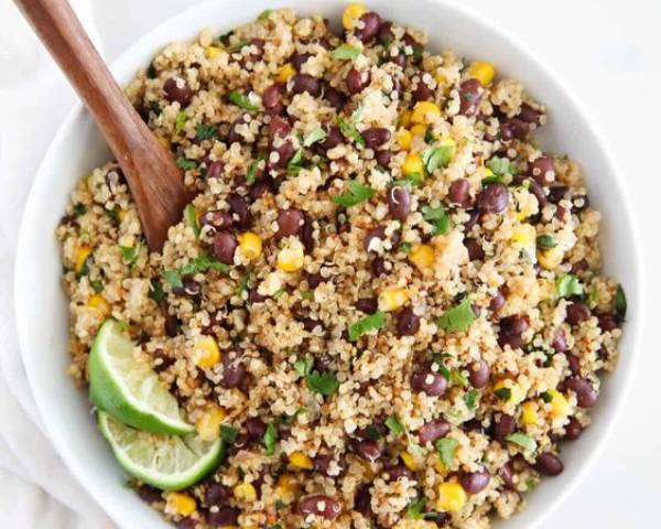 Quinoa with Chickpeas Salad 