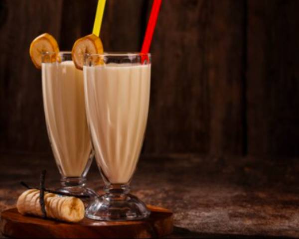 Anjeer Milkshake