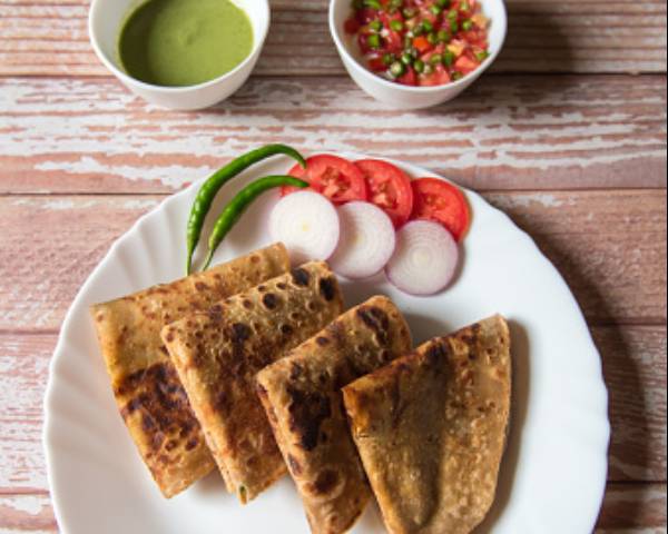 Egg Tomato Paratha 